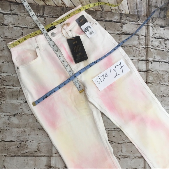 NWT LEE High Rise soft colors, Tie Dye bell bottom, Jean - Picture 9 of 14